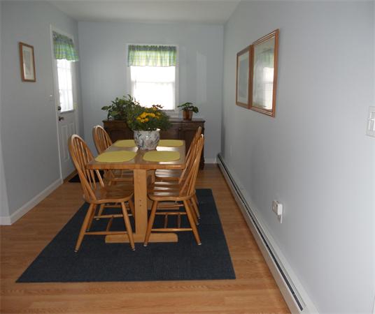 12 Matthew Road Billerica, MA 01821 - Photo 9 of 20