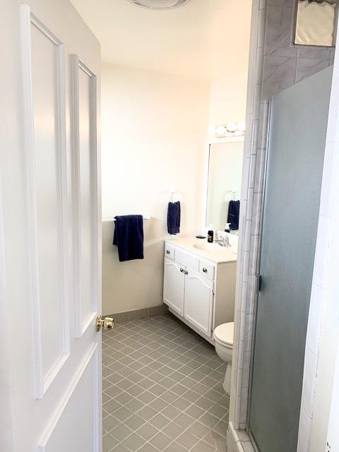 90 Quarterdeck Way Pacific Grove, CA 93950 - Photo 11 of 14 a view of bathroom with dual sinks