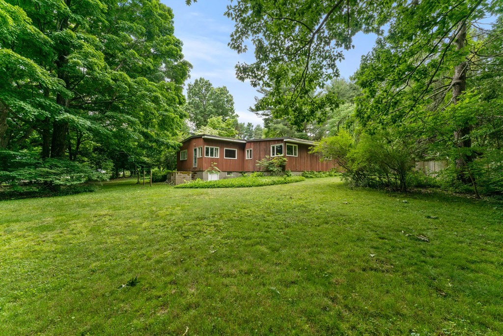 174 Pleasant Valley Road Westwood, MA 02090 - Photo 5 of 19