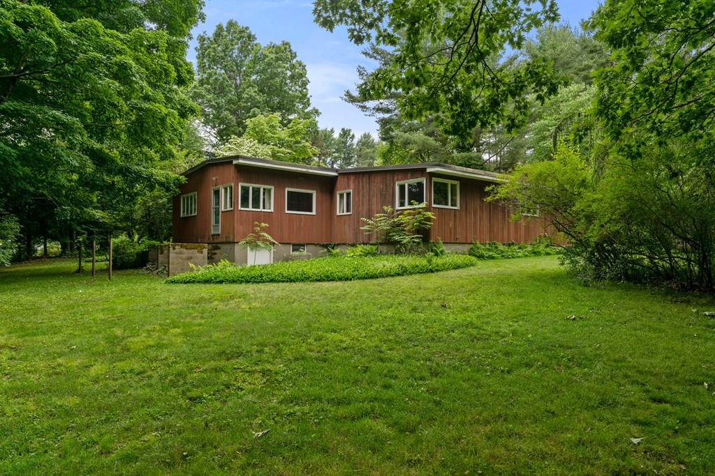 174 Pleasant Valley Road Westwood, MA 02090 - Photo 6 of 19