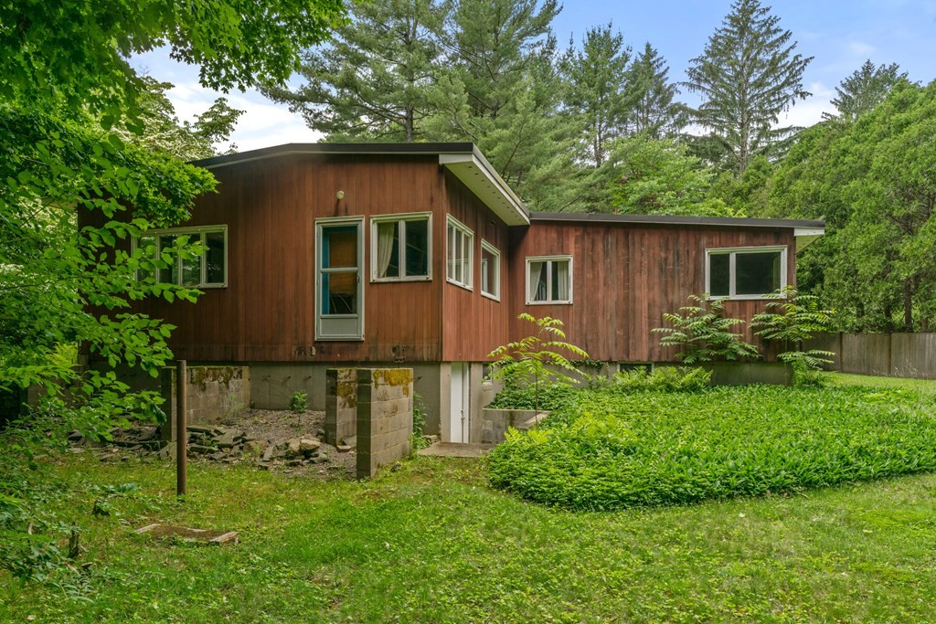 174 Pleasant Valley Road Westwood, MA 02090 - Photo 7 of 19