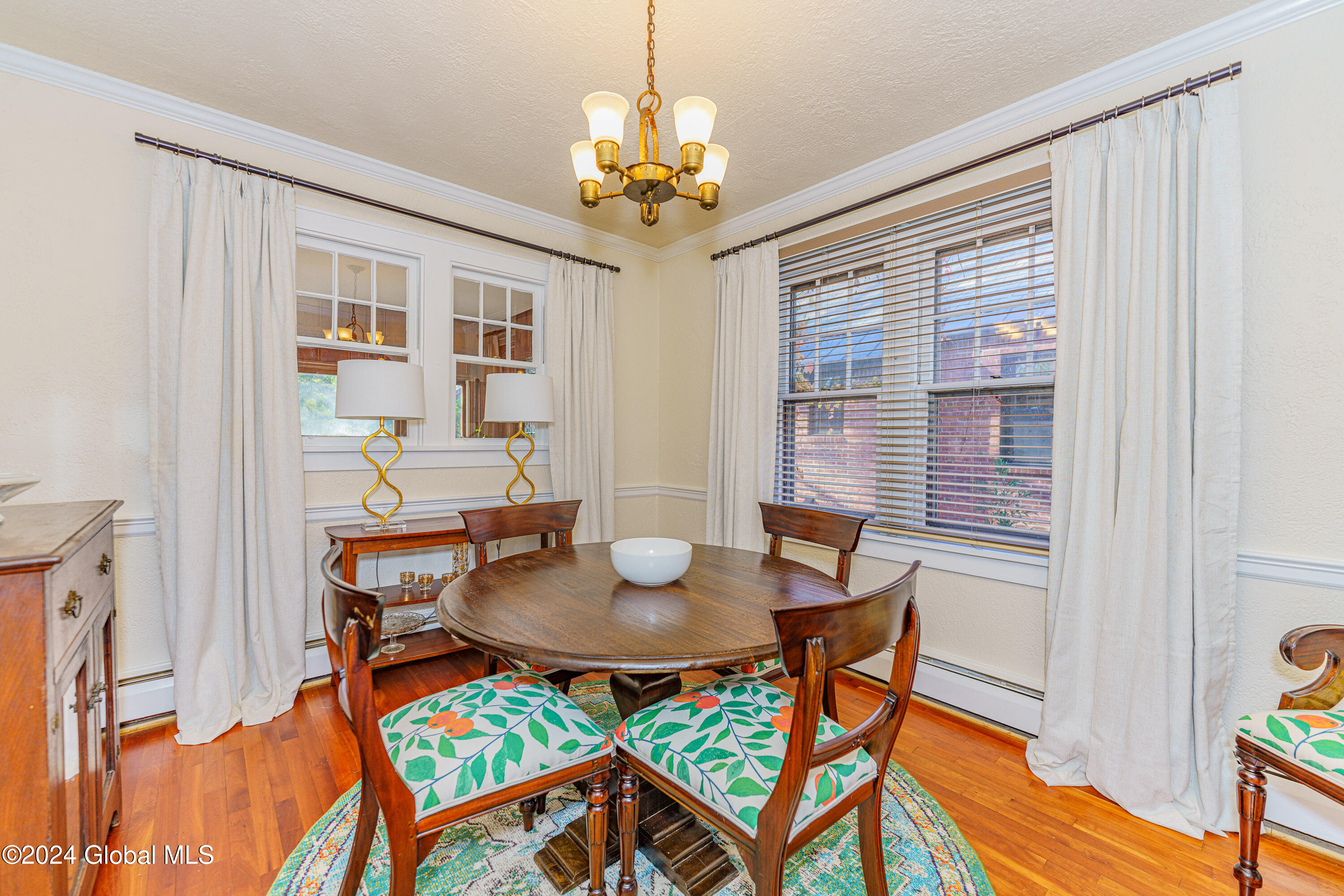 212 Menands Road Colonie, NY 12211 - Photo 12 of 33 3 Diningroom 2