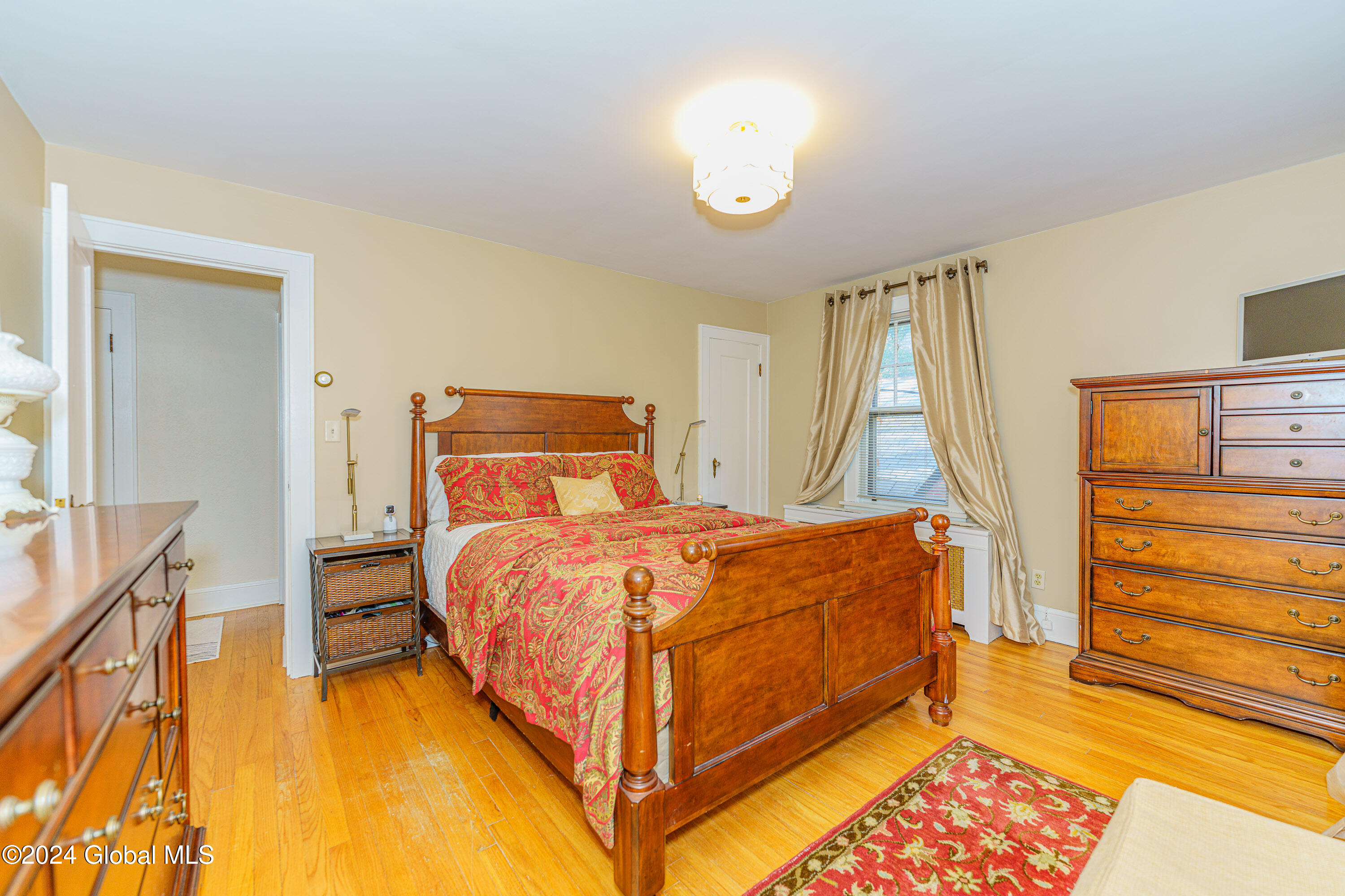 212 Menands Road Colonie, NY 12211 - Photo 24 of 33 7 Bedroom 2