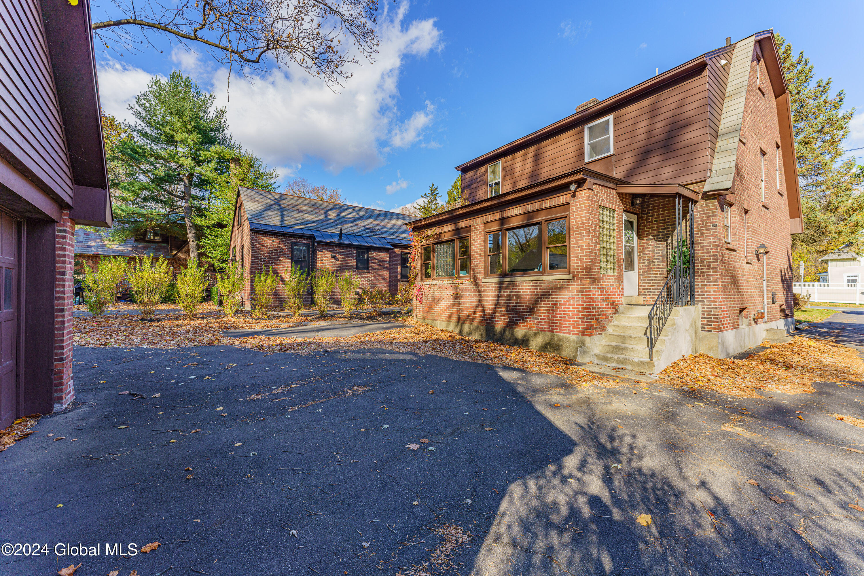 212 Menands Road Colonie, NY 12211 - Photo 30 of 33 Yard 3