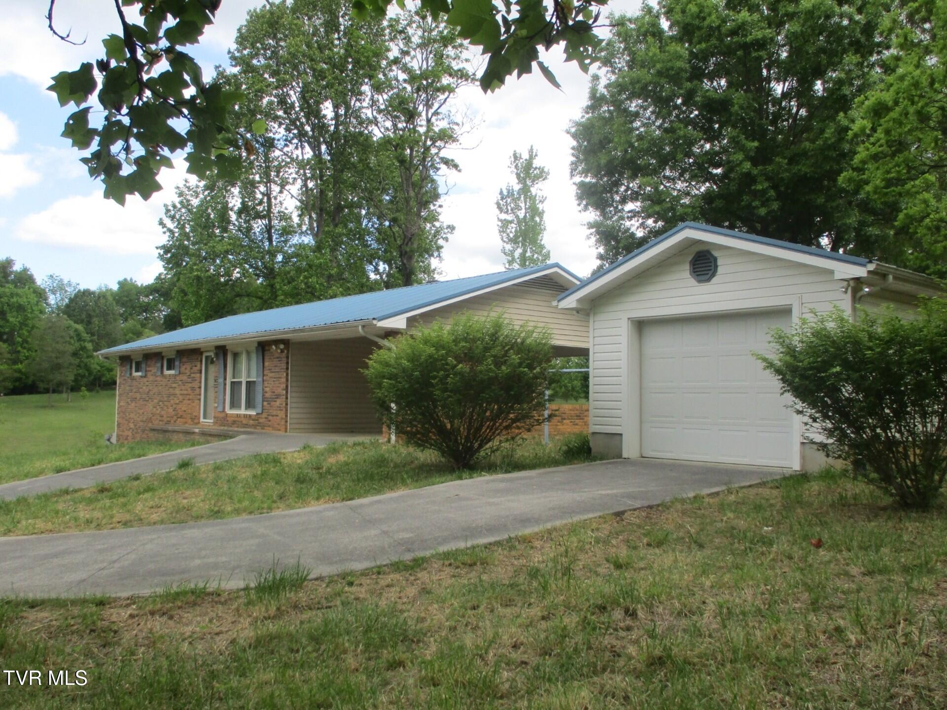 270 Forrest Road Fall Branch, TN 37656 - Photo 10 of 25 10 IMG_9337