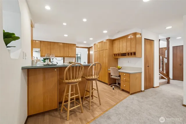 $1,195,000 | 19714 41st Avenue Northeast, Lake Forest Park, WA 98155