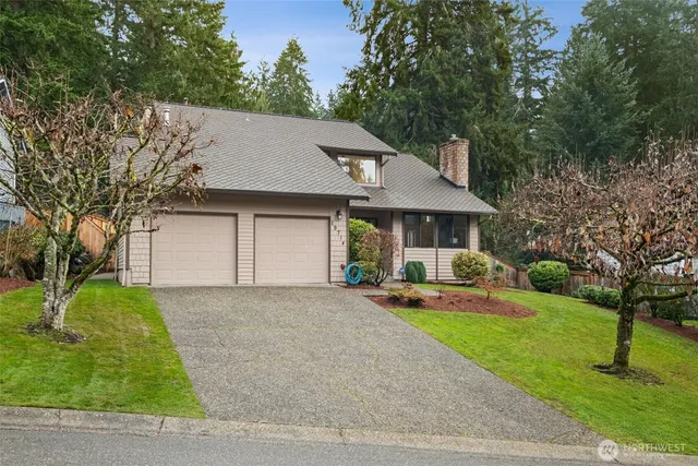 $1,195,000 | 19714 41st Avenue Northeast, Lake Forest Park, WA 98155