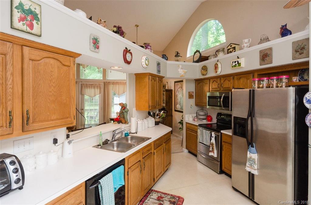 2801 Williams Station Road Matthews, NC 28105 - Photo 3 of 18 Gallery Image 3