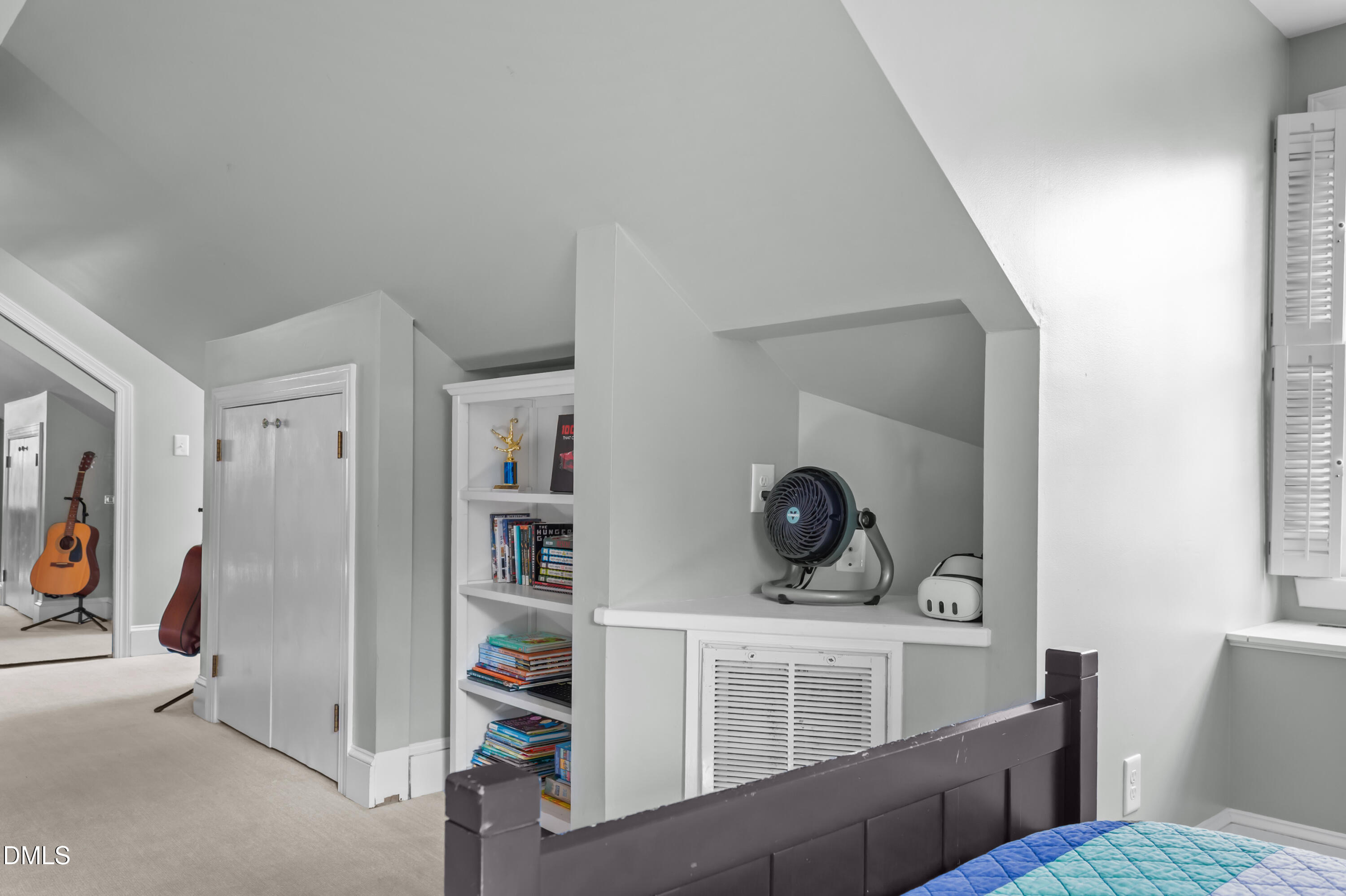 2211 Breeze Road Raleigh, NC 27608 - Photo 36 of 48 IMGL9512