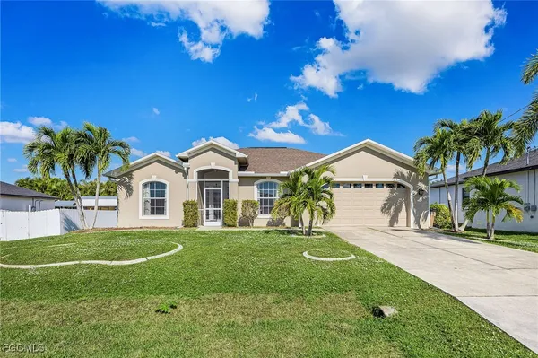 $2,750 | 2649 Southwest 32nd Street, Cape Coral, FL 33914