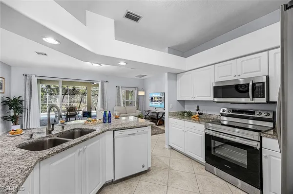 $2,750 | 2649 Southwest 32nd Street, Cape Coral, FL 33914