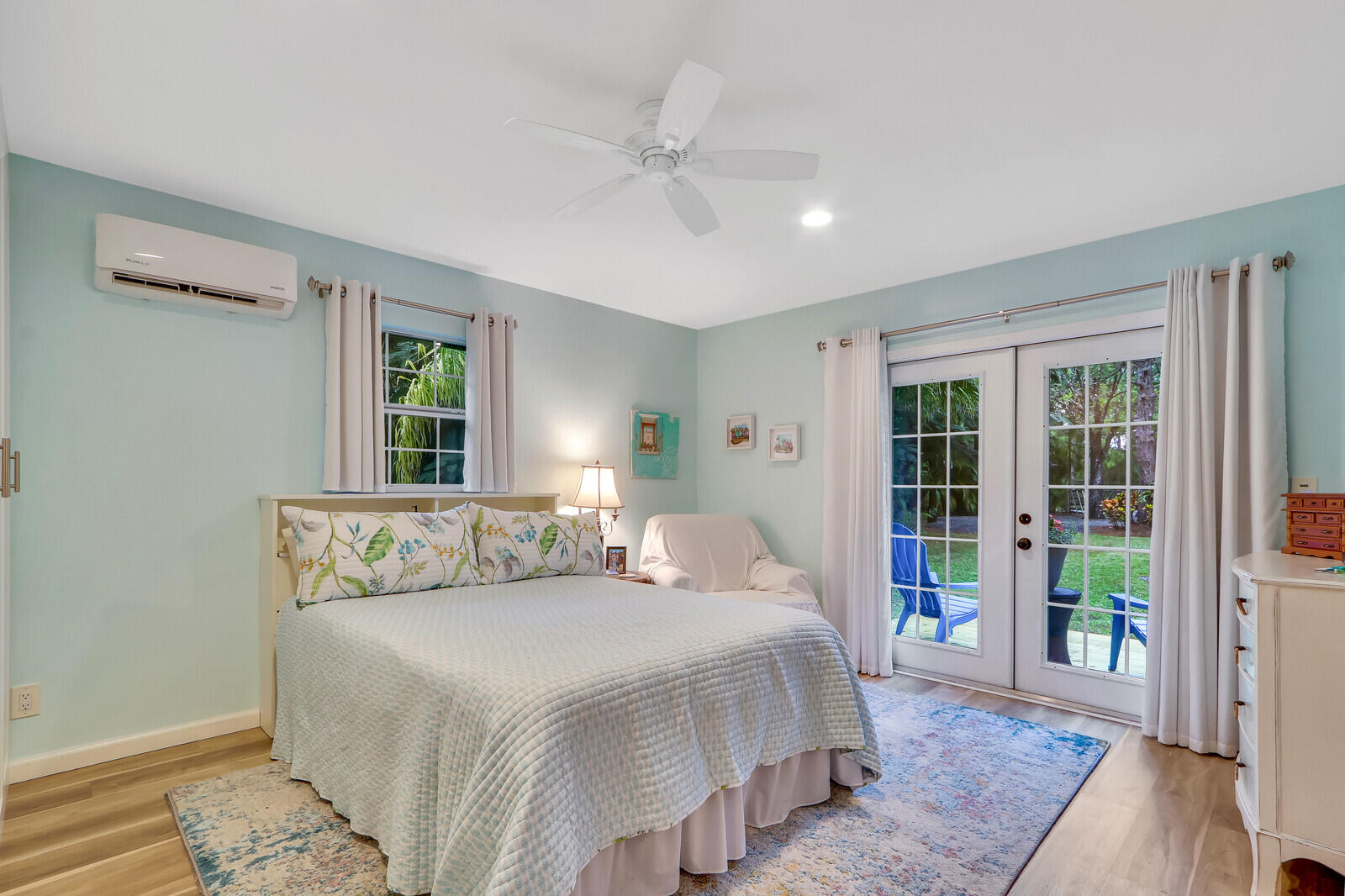 10730 154th Road North Jupiter, FL 33478 - Photo 41 of 60 Guest House Bedroom