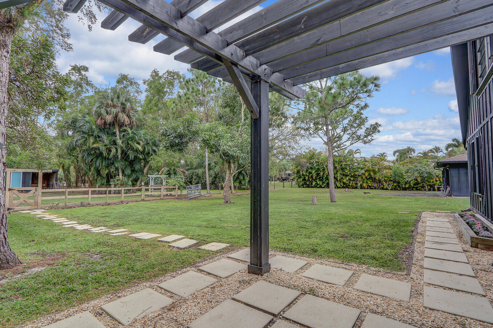 10730 154th Road North Jupiter, FL 33478 - Photo 49 of 60 Backyard View