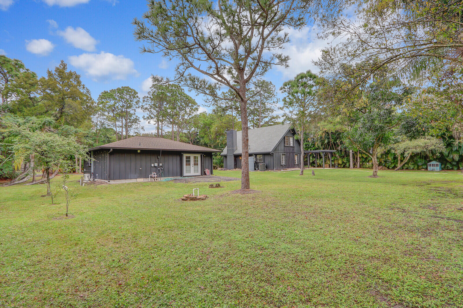 10730 154th Road North Jupiter, FL 33478 - Photo 51 of 60 Backyard