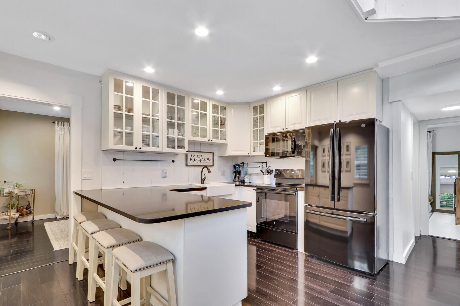 10730 154th Road North Jupiter, FL 33478 - Photo 10 of 60 Kitchen