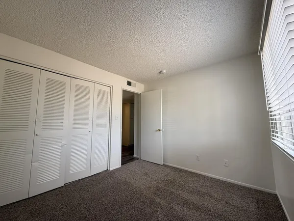 $1,695 | 6523 West Weldon Avenue, Phoenix, AZ 85033