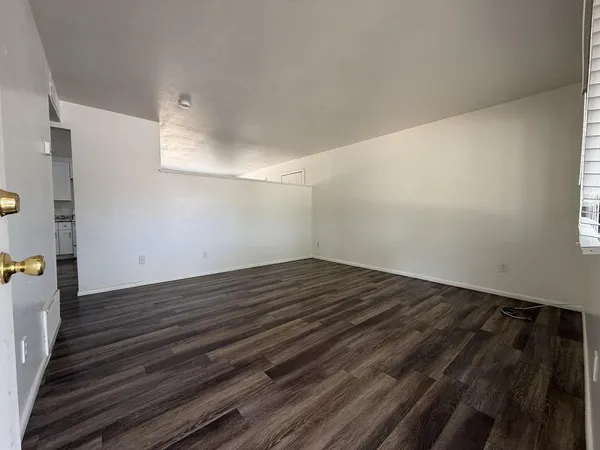 $1,695 | 6523 West Weldon Avenue, Phoenix, AZ 85033