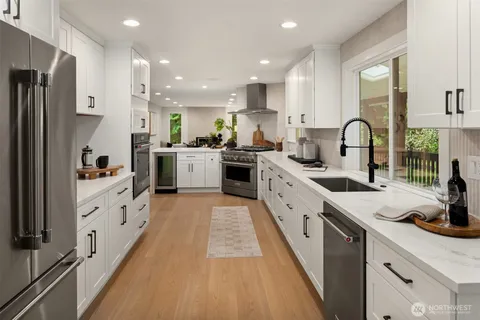 $1,799,790 | 15120 Northeast 201st Street, Woodinville, WA 98072