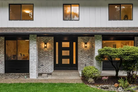 $1,799,790 | 15120 Northeast 201st Street, Woodinville, WA 98072