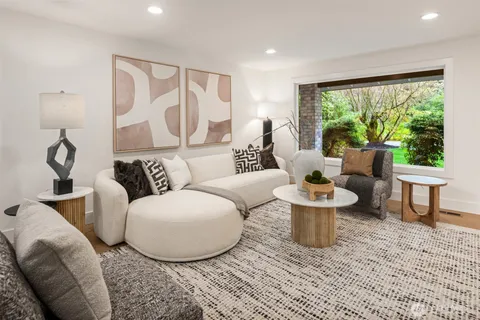 $1,799,790 | 15120 Northeast 201st Street, Woodinville, WA 98072