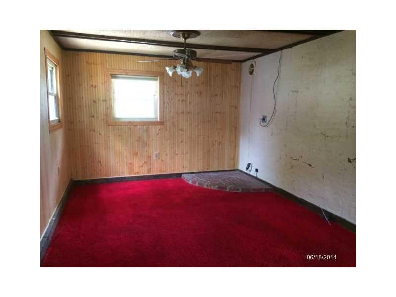 7933 Brennan Road Indianapolis, IN 46219 - Photo 6 of 12 Gallery Image 6