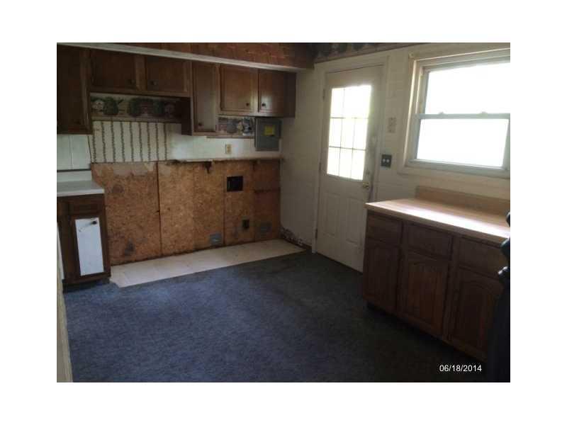 7933 Brennan Road Indianapolis, IN 46219 - Photo 8 of 12 Gallery Image 8