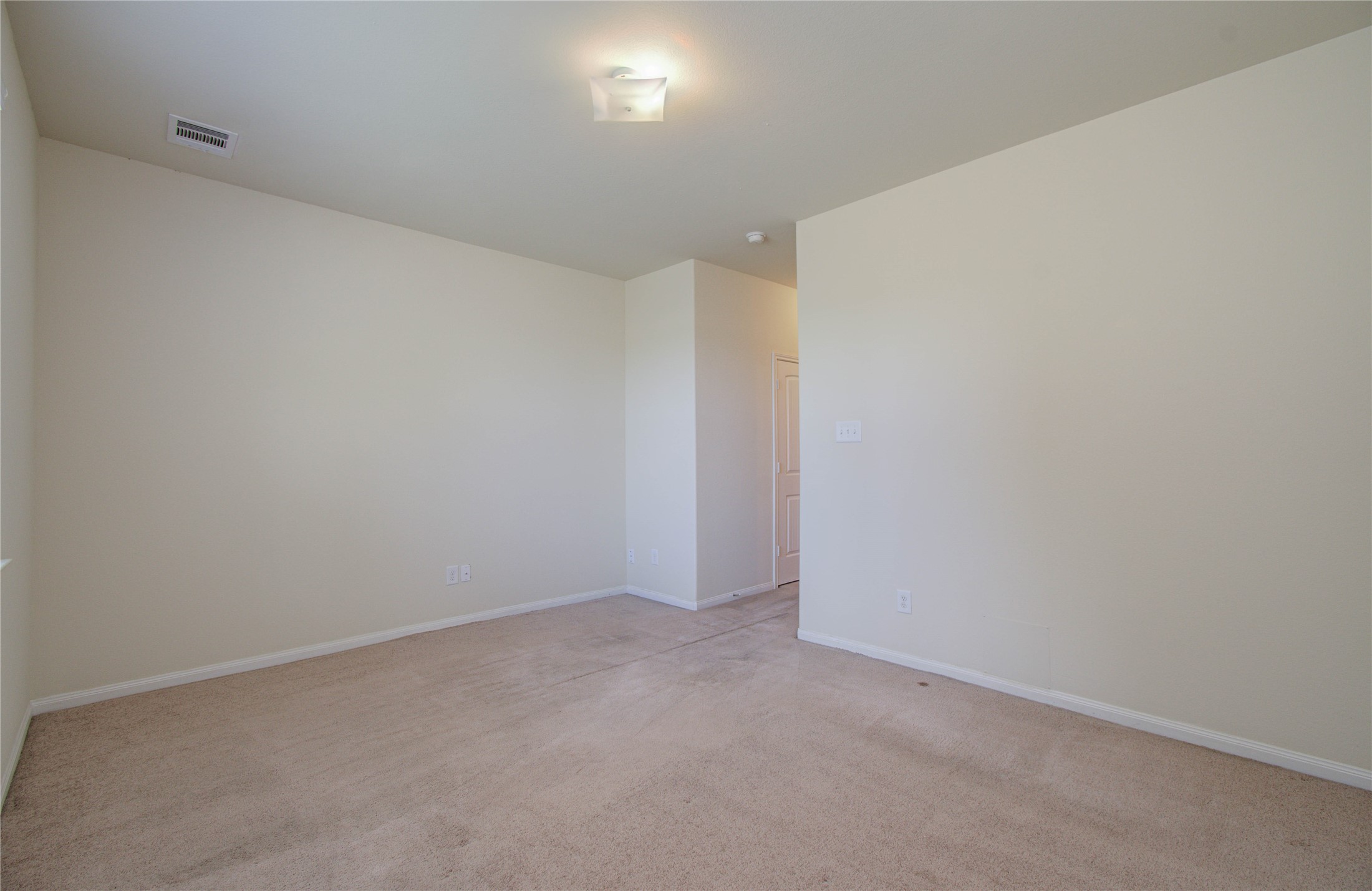 10410 Solitude Way Houston, TX 77044 - Photo 19 of 45