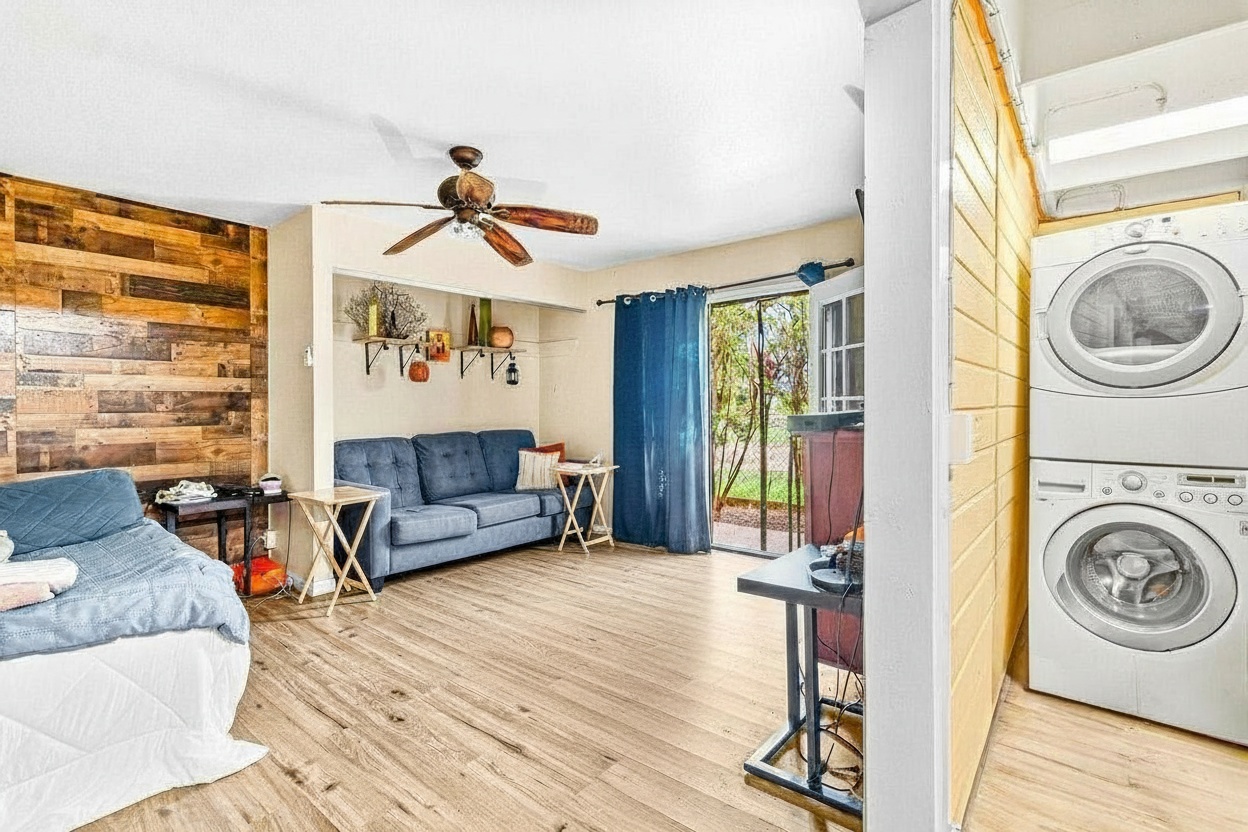 4806 Iiwi Road Kapaa, HI 96746 - Photo 28 of 30 a bedroom with furniture and a window