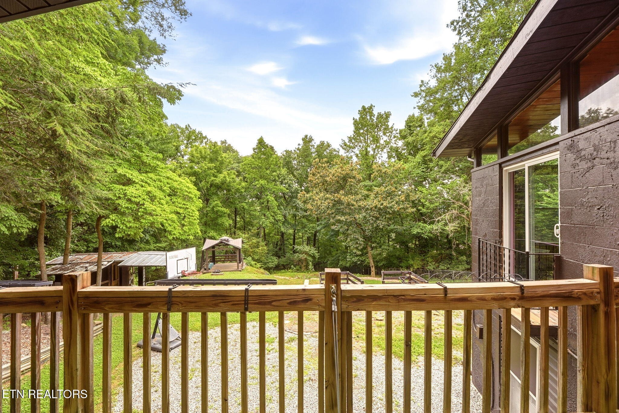 113 Pomona Road Oak Ridge, TN 37830 - Photo 8 of 60 Gallery Image 8