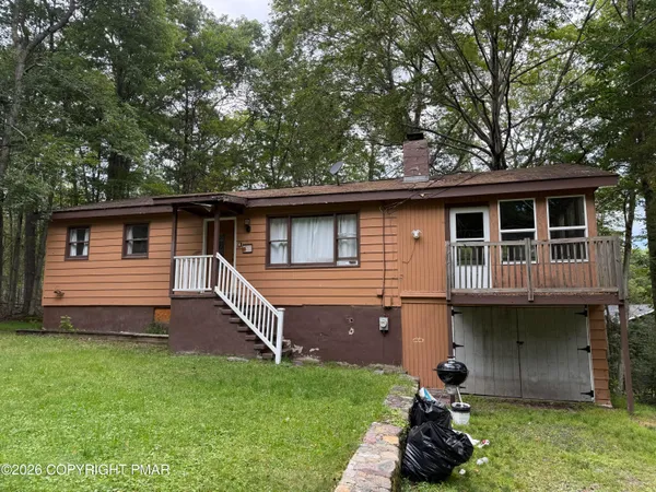 $2,100 | 1507 Onoko Path, Pocono Lake, PA 18347