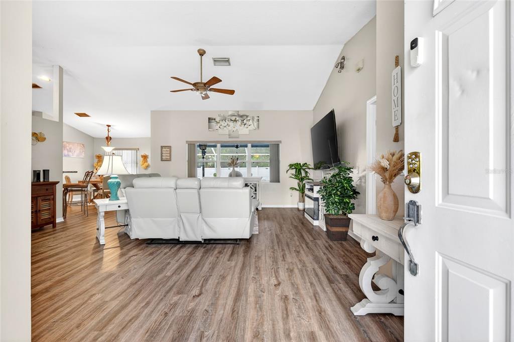 15474 Southwest 28th Avenue Road Ocala, FL 34473 - Photo 3 of 40