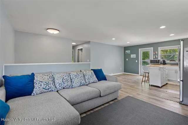 $414,999 | 69 Mossybrook Road, High Falls, NY 12440