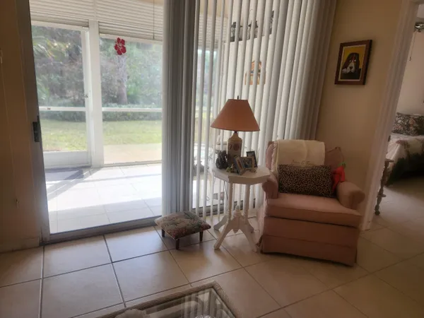 $189,900 | 18081 Southeast Country Club Drive, Unit 37363, Jupiter, FL 33469