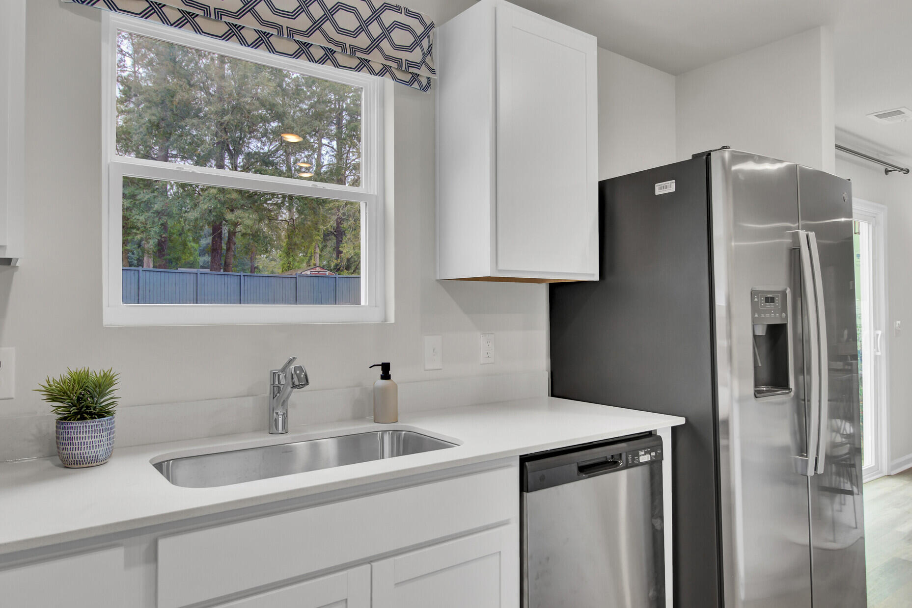 7011 Windham Way Ladson, SC 29456 - Photo 8 of 45 Kitchen