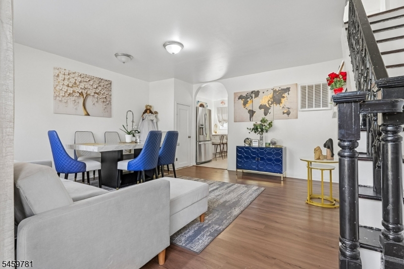 22 Sturgis Road Edison, NJ 08817 - Photo 6 of 19 Gallery Image 6