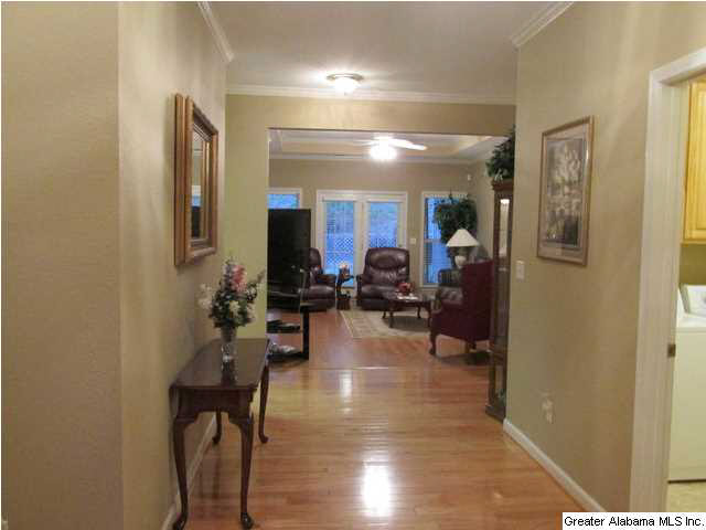 309 Cove Circle Pelham, AL 35124 - Photo 5 of 10