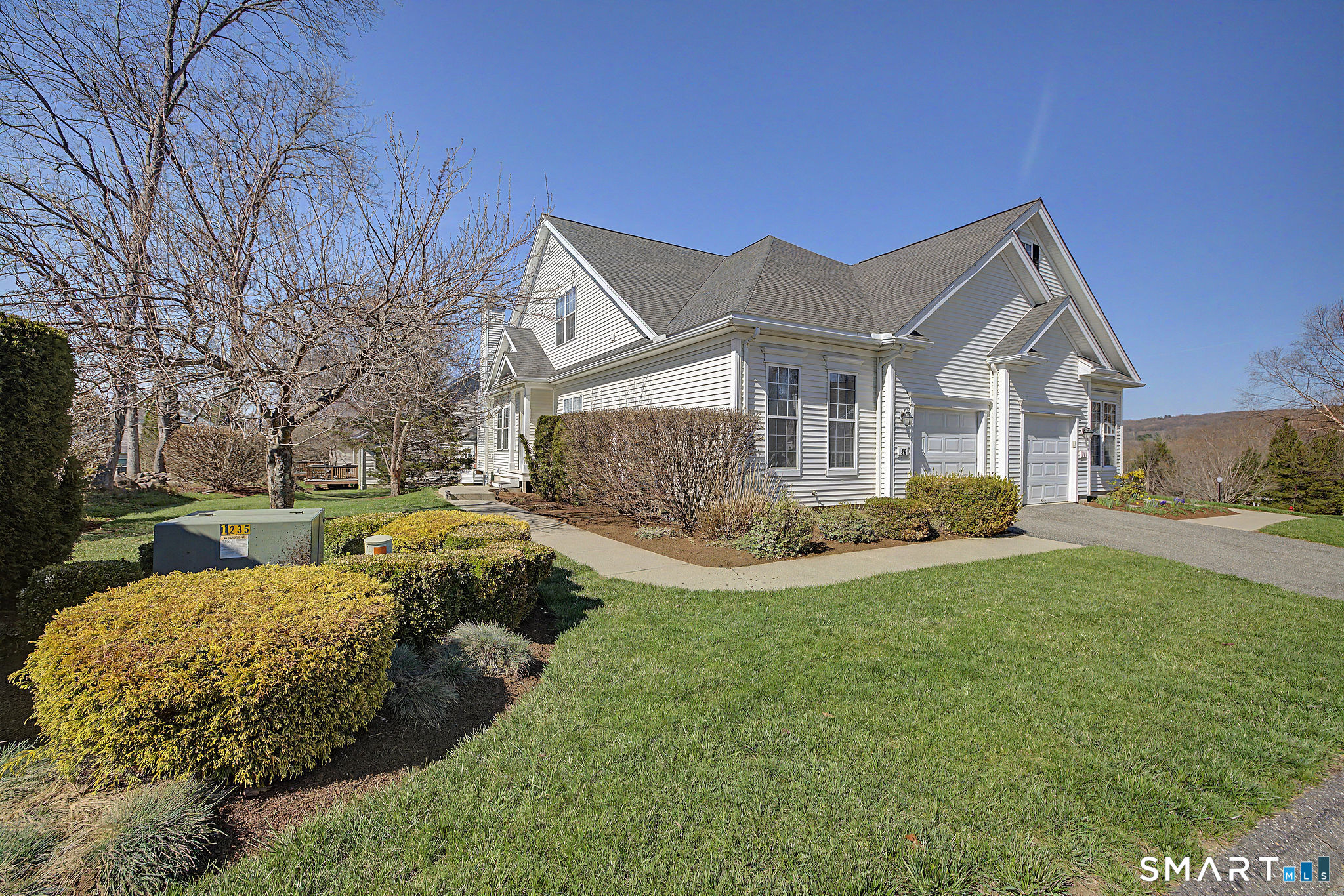 26 Carlson Ridge Road New Milford, CT 06776 - Photo 4 of 45