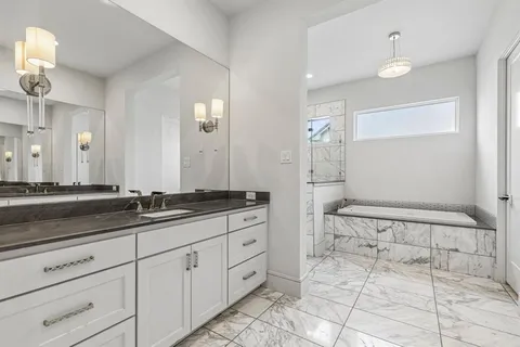 $1,380,000 | 8605 Colina Terrace, Benbrook, TX 76126