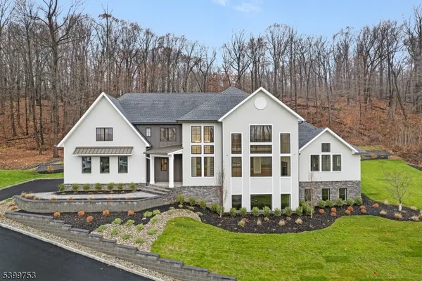 $2,820,000 | 10 Twin Brooks, Warren, NJ 07059