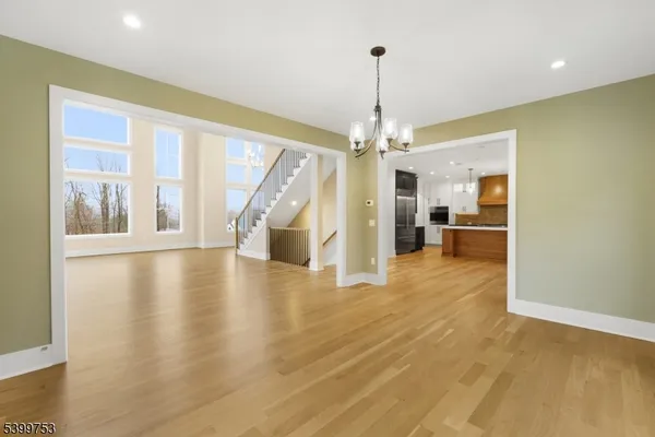 $2,820,000 | 10 Twin Brooks, Warren, NJ 07059