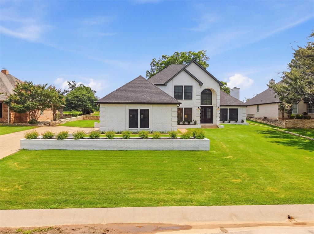 9121 Bontura Road Granbury, TX 76049 - Photo 4 of 40