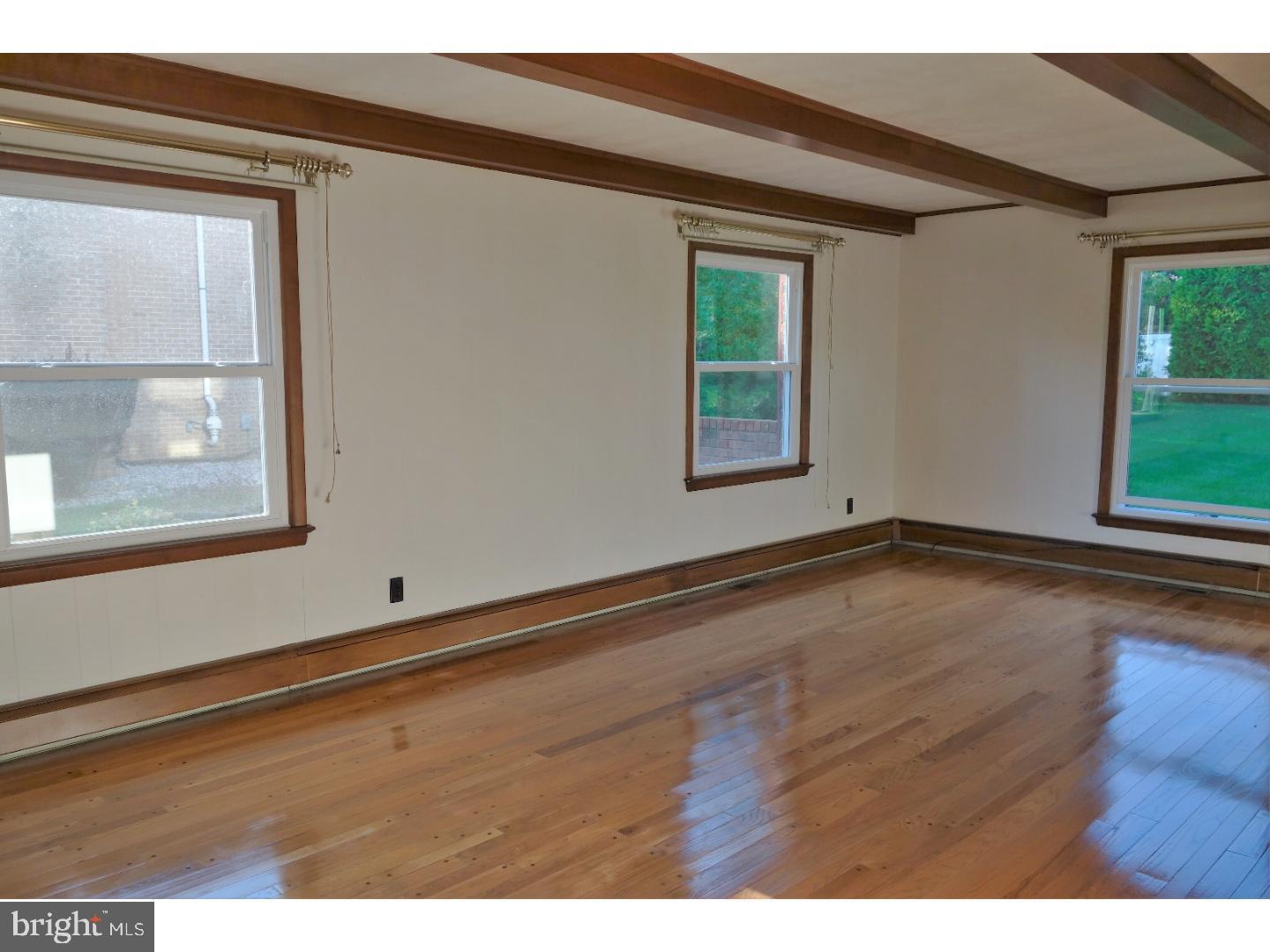 214 Valley Road Princeton, NJ 08540 - Photo 4 of 23