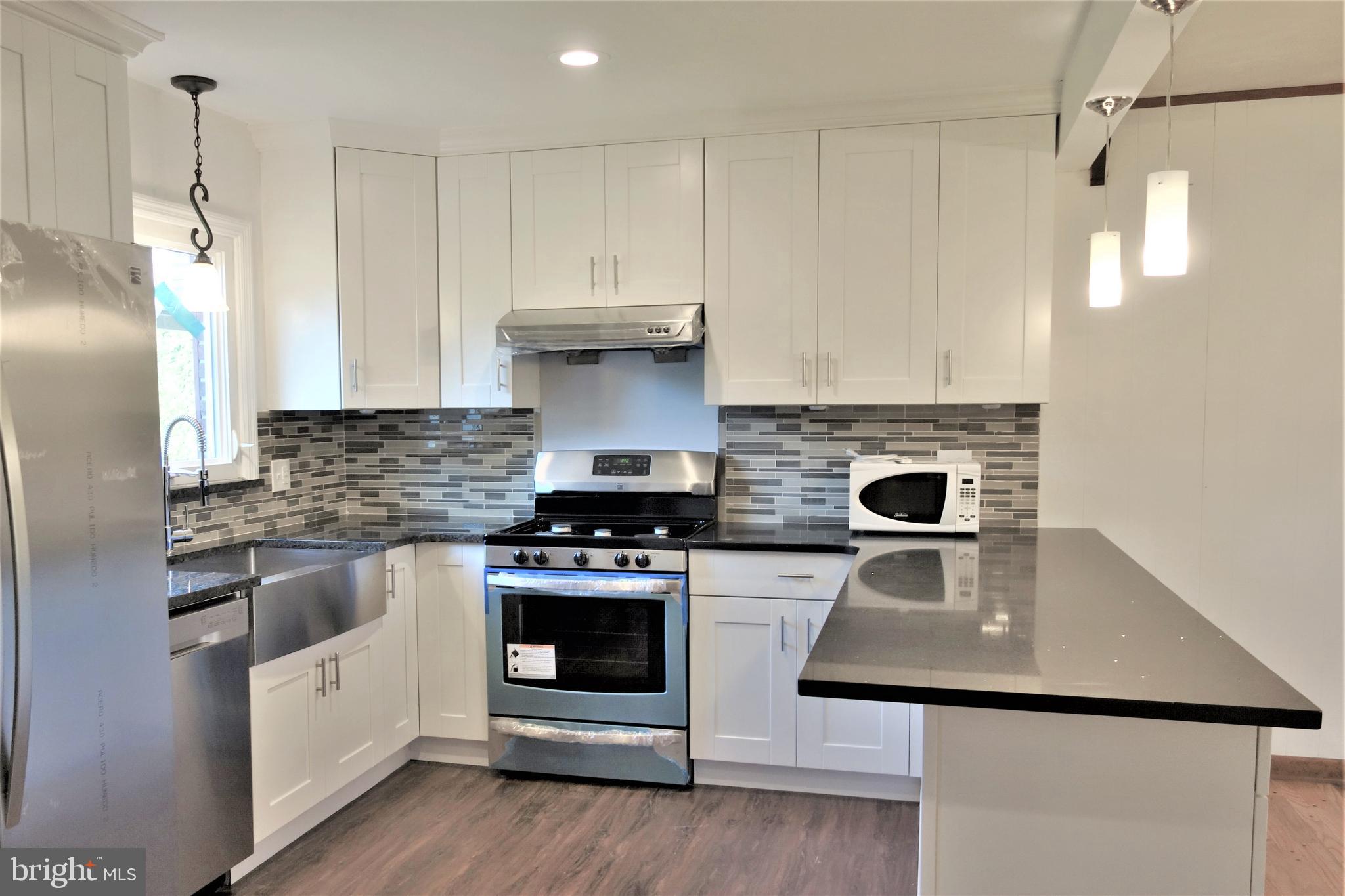 214 Valley Road Princeton, NJ 08540 - Photo 5 of 23