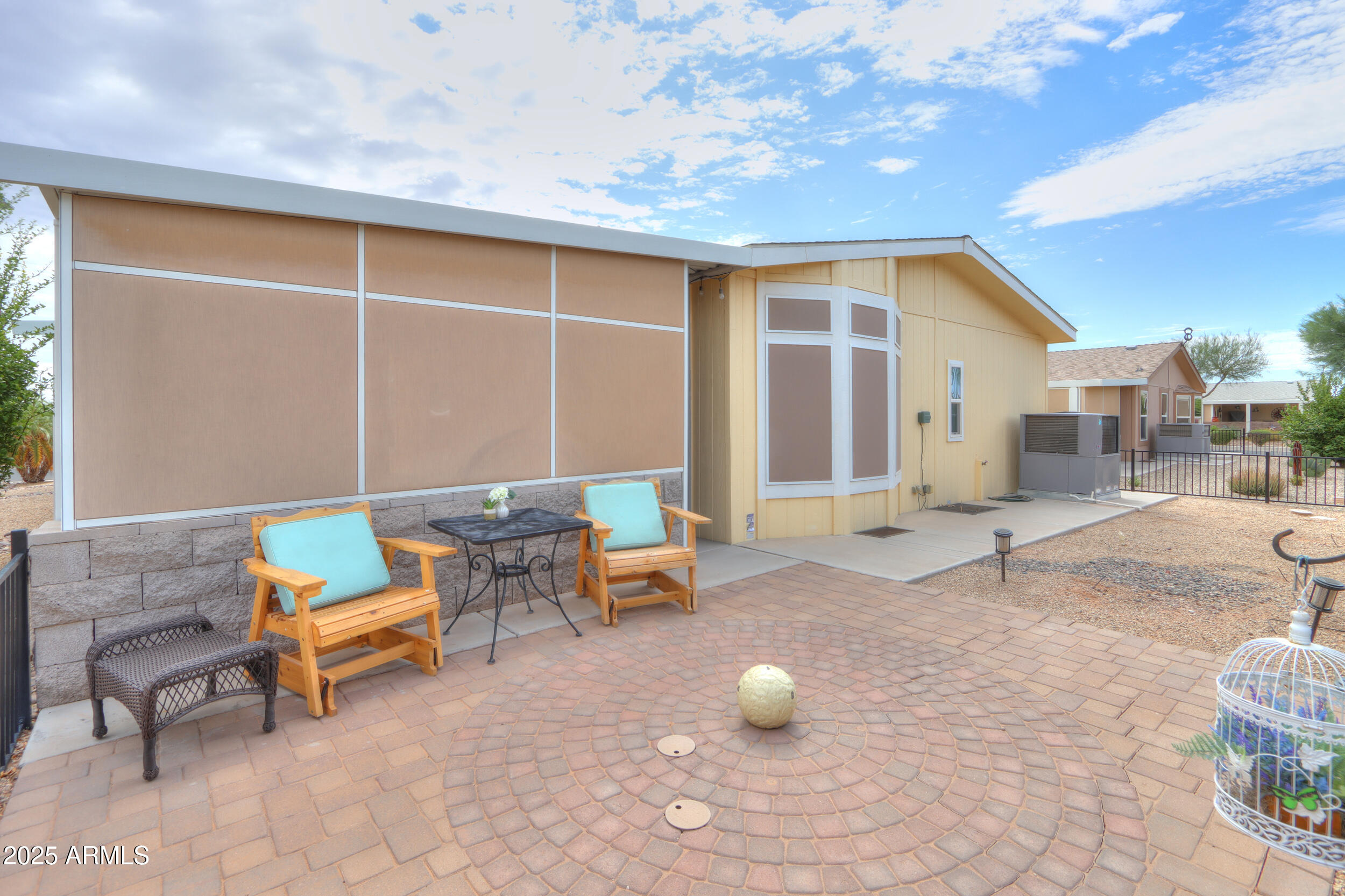 2263 North Trekell Road, Unit 36 Casa Grande, AZ 85122 - Photo 28 of 53 a living room with furniture and a large window