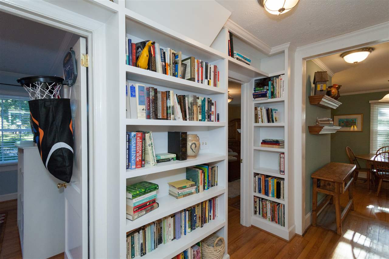 402 East Whitaker Mill Road Raleigh, NC 27608 - Photo 12 of 25 Photo 12