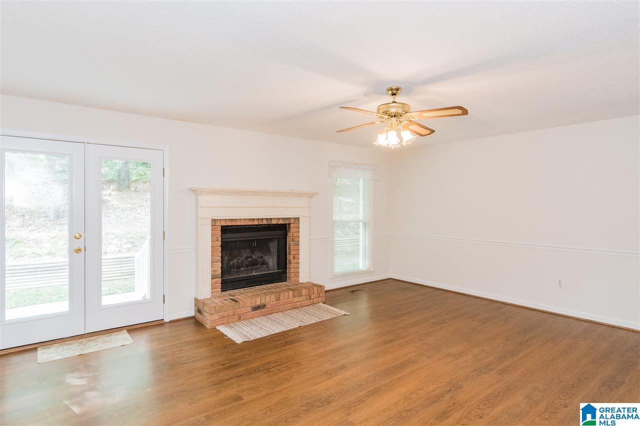 424 South Fork Circle Birmingham, AL 35244 - Photo 13 of 35