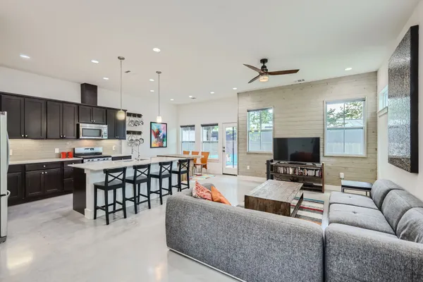 $600,000 | 1000 Taulbee Lane, Unit A, Austin, TX 78757