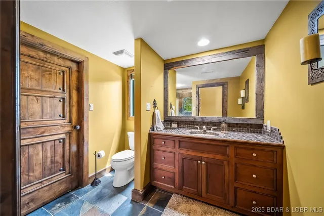 $2,250,000 | 32 Wild Pine Court, Sunrise Beach, MO 65079