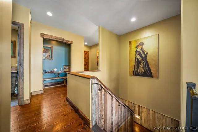 $2,250,000 | 32 Wild Pine Court, Sunrise Beach, MO 65079