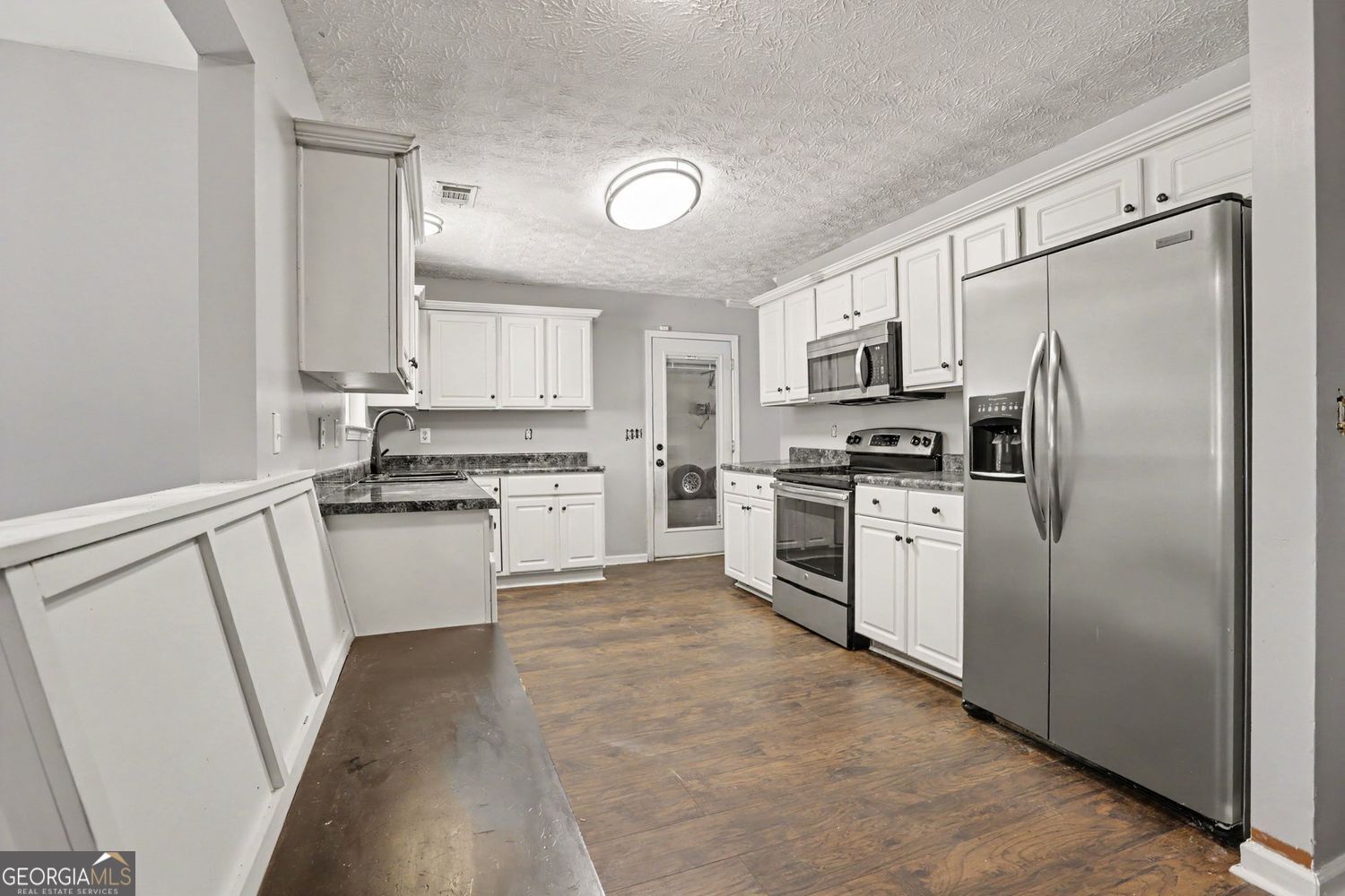 4394 Cross Lane Decatur, GA 30035 - Photo 3 of 13